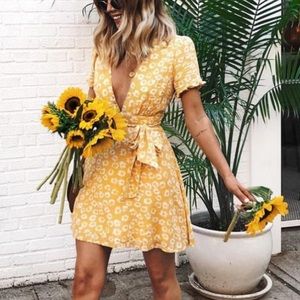 NWOT Lulu’s Garden Explorer Sundress